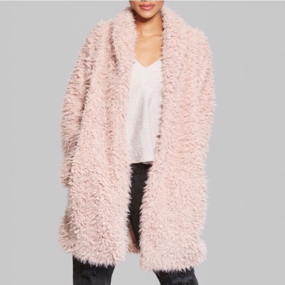Women’s Pink Faux Fur Wild Fable Jacket - Picture 5 of 8